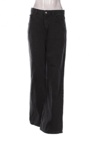 Дамски дънки Pull&Bear, Размер M, Цвят Черен, Цена 14,82 €