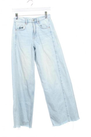 Дамски дънки Reserved, Размер S, Цвят Син, Цена 14,82 €