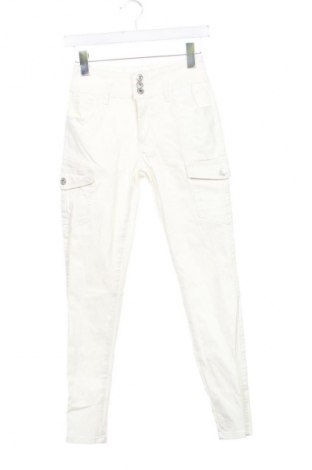 Дамски дънки SHEIN, Размер M, Цвят Бял, Цена 15,00 €