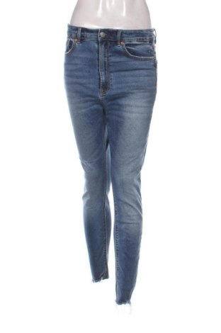 Дамски дънки Stradivarius, Размер L, Цвят Син, Цена 11,75 €