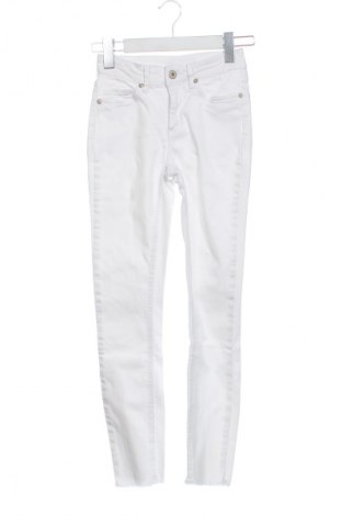 Γυναικείο Τζίν ONLY, Μέγεθος XS, Χρώμα Λευκό, Τιμή 14,99 €