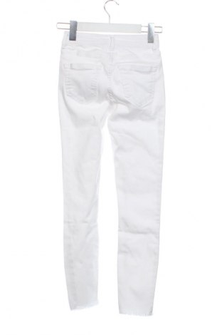 Γυναικείο Τζίν ONLY, Μέγεθος XS, Χρώμα Λευκό, Τιμή 14,99 €