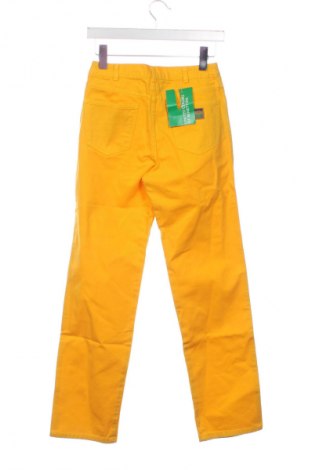 Damskie jeansy United Colors Of Benetton, Rozmiar XS, Kolor Żółty, Cena 103,99 zł