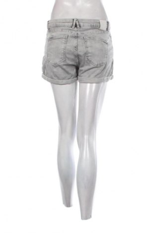 Női rövidnadrág Anti blue, Méret M, Szín Szürke, Ár 2 129 Ft