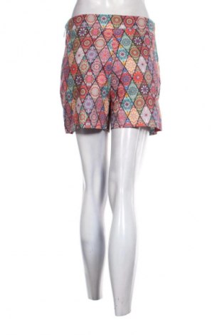 Dámské kraťasy  Bebe Plus, Velikost L, Barva Vícebarevné, Cena  379,00 Kč