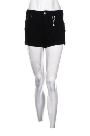 Γυναικείο κοντό παντελόνι Bershka, Μέγεθος S, Χρώμα Μαύρο, Τιμή 7,99 €