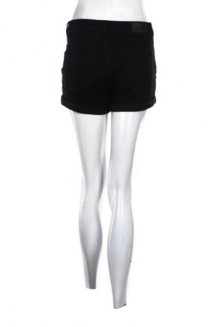 Γυναικείο κοντό παντελόνι Bershka, Μέγεθος S, Χρώμα Μαύρο, Τιμή 7,99 €