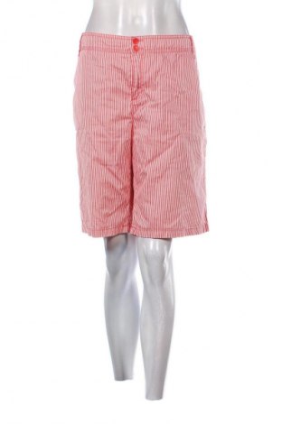 Γυναικείο κοντό παντελόνι Biaggini, Μέγεθος 3XL, Χρώμα Πολύχρωμο, Τιμή 6,99 €