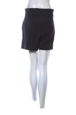 Дамски къс панталон Bik Bok, Размер M, Цвят Черен, Цена 4,09 €