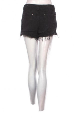 Női rövidnadrág Boohoo, Méret M, Szín Fekete, Ár 2 909 Ft