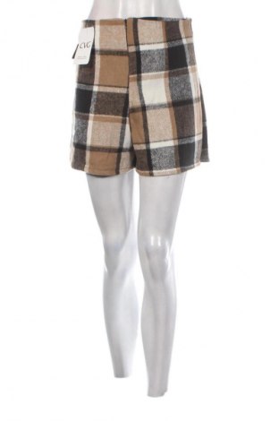 Γυναικείο κοντό παντελόνι CVG, Μέγεθος S, Χρώμα Πολύχρωμο, Τιμή 6,99 €