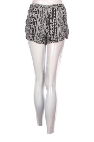 Дамски къс панталон Clockhouse, Размер S, Цвят Многоцветен, Цена 4,09 €
