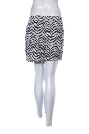 Γυναικείο κοντό παντελόνι Cubus, Μέγεθος XL, Χρώμα Πολύχρωμο, Τιμή 5,99 €