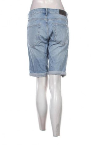 Γυναικείο κοντό παντελόνι Dressmann, Μέγεθος L, Χρώμα Πολύχρωμο, Τιμή 8,99 €