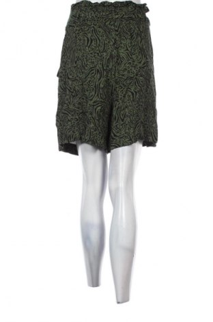 Дамски къс панталон Editor's Cut, Размер XL, Цвят Многоцветен, Цена 7,66 €