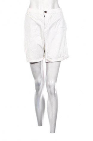 Γυναικείο κοντό παντελόνι Esmara, Μέγεθος XXL, Χρώμα Λευκό, Τιμή 5,00 €