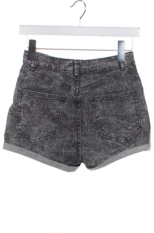 Pantaloni scurți de femei Fb Sister, Mărime XS, Culoare Gri, Preț 65,69 Lei