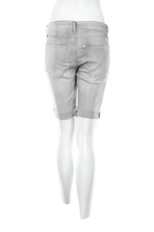 Γυναικείο κοντό παντελόνι H&M, Μέγεθος S, Χρώμα Γκρί, Τιμή 6,99 €