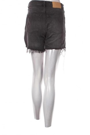 Női rövidnadrág H&M, Méret M, Szín Szürke, Ár 3 379 Ft