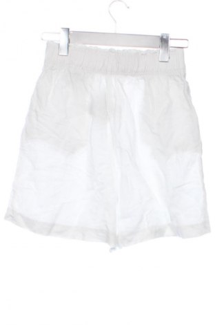 Γυναικείο κοντό παντελόνι H&M, Μέγεθος XS, Χρώμα Λευκό, Τιμή 10,99 €