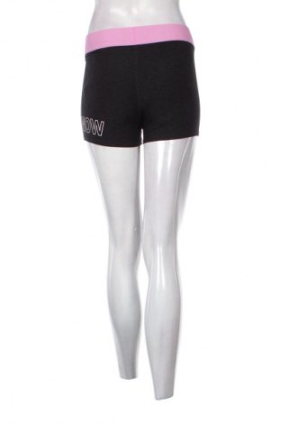 Dámské kraťasy  H&M, Velikost S, Barva Vícebarevné, Cena  283,00 Kč