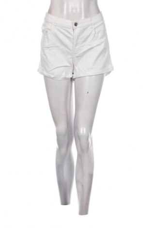 Női rövidnadrág H&M Divided, Méret L, Szín Fehér, Ár 2 919 Ft