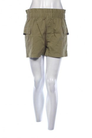 Γυναικείο κοντό παντελόνι H&M Divided, Μέγεθος S, Χρώμα Πράσινο, Τιμή 8,99 €