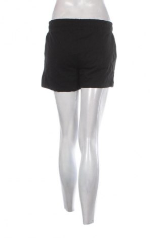 Дамски къс панталон LCW, Размер M, Цвят Черен, Цена 4,60 €