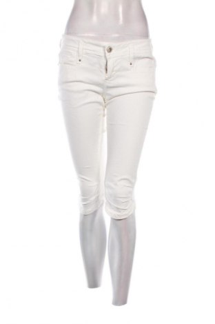 Дамски къс панталон Ltb, Размер M, Цвят Бял, Цена 17,89 €