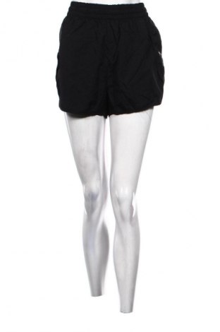 Γυναικείο κοντό παντελόνι NA-KD, Μέγεθος M, Χρώμα Μαύρο, Τιμή 5,99 €
