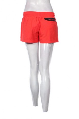 Γυναικείο κοντό παντελόνι Nike, Μέγεθος M, Χρώμα Κόκκινο, Τιμή 16,99 €