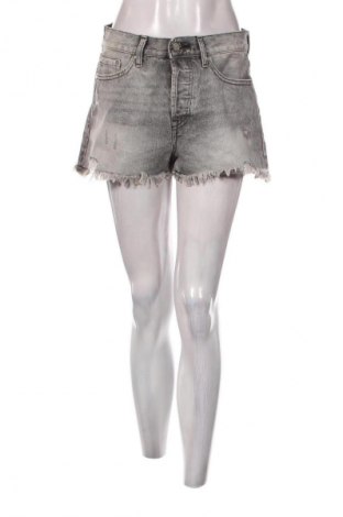 Női rövidnadrág ONLY, Méret S, Szín Szürke, Ár 3 679 Ft