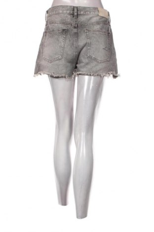 Női rövidnadrág ONLY, Méret S, Szín Szürke, Ár 3 679 Ft