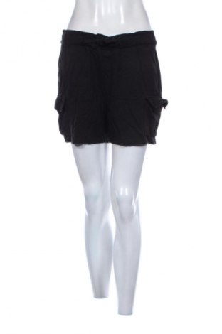 Dámske kraťasy  ONLY, Veľkosť L, Farba Čierna, Cena  8,95 €