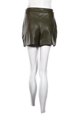 Γυναικείο κοντό παντελόνι Page One, Μέγεθος S, Χρώμα Πράσινο, Τιμή 10,00 €