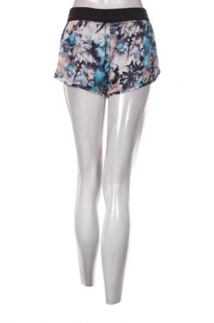 Dámské kraťasy  Roxy, Velikost S, Barva Vícebarevné, Cena  179,00 Kč