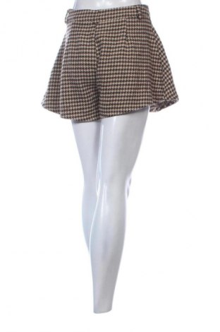 Γυναικείο κοντό παντελόνι SHEIN, Μέγεθος S, Χρώμα Πολύχρωμο, Τιμή 5,99 €