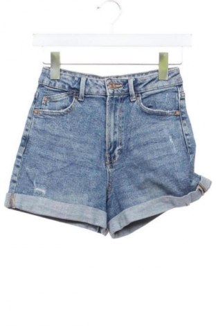 Γυναικείο κοντό παντελόνι Stradivarius, Μέγεθος XS, Χρώμα Μπλέ, Τιμή 18,41 €