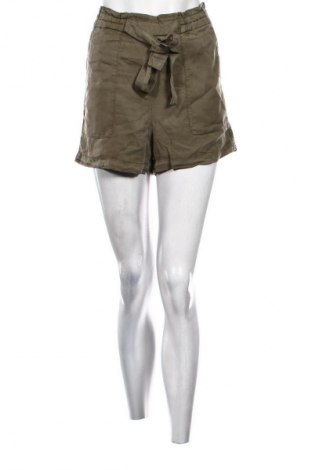 Damskie szorty Stradivarius, Rozmiar M, Kolor Zielony, Cena 27,99 zł