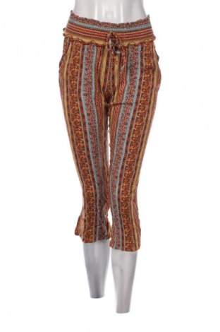 Дамски къс панталон Unbranded, Размер S, Цвят Многоцветен, Цена 3,57 €