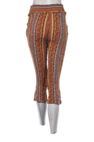 Дамски къс панталон Unbranded, Размер S, Цвят Многоцветен, Цена 3,57 €