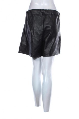 Дамски къс панталон Unbranded, Размер M, Цвят Черен, Цена 2,04 €