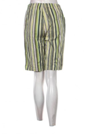 Γυναικείο κοντό παντελόνι Unbranded, Μέγεθος M, Χρώμα Πολύχρωμο, Τιμή 1,99 €