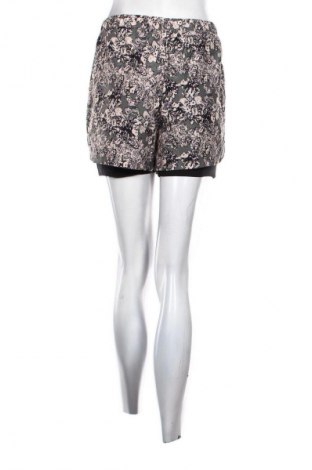 Γυναικείο κοντό παντελόνι Unbranded, Μέγεθος XL, Χρώμα Πολύχρωμο, Τιμή 5,99 €