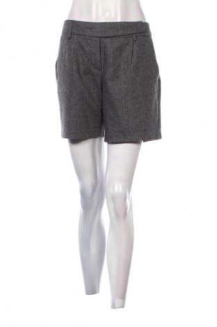 Pantaloni scurți de femei United Colors Of Benetton, Mărime XL, Culoare Multicolor, Preț 26,99 Lei