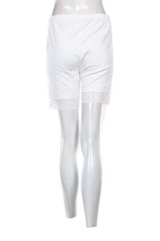 Γυναικείο κοντό παντελόνι Women by Tchibo, Μέγεθος M, Χρώμα Λευκό, Τιμή 7,99 €