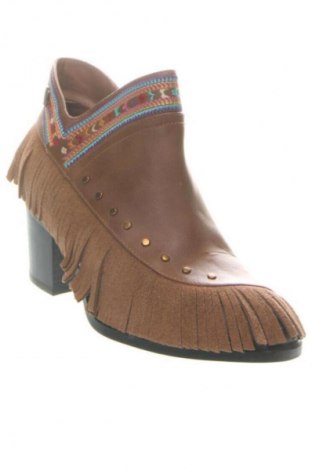 Obuwie damskie Desigual, Rozmiar 37, Kolor Kolorowy, Cena 557,28 zł