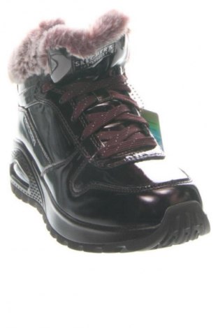 Obuwie damskie Skechers, Rozmiar 38, Kolor Czerwony, Cena 556,18 zł