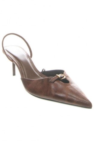 Obuwie damskie Zara, Rozmiar 41, Kolor Brązowy, Cena 170,00 zł