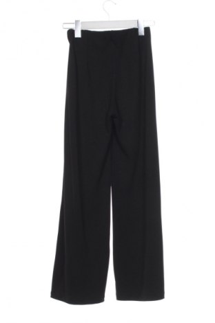 Γυναικείο παντελόνι Bershka, Μέγεθος XS, Χρώμα Μαύρο, Τιμή 8,99 €